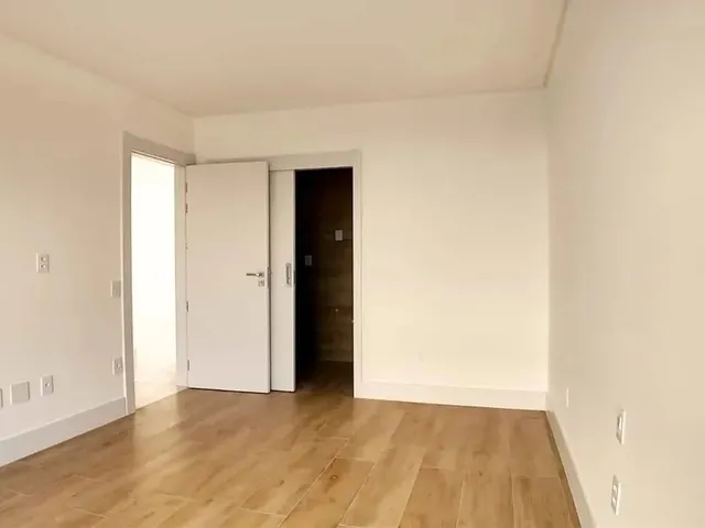 Imagem 4: Apartamento À Venda - 3 Suítes - João Paulo - Florianópolis/Sc