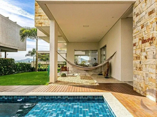 Imagem 8: Casa em Condomínio para Venda em Florianópolis, Cacupé, 5 Dormitórios, 3 Suítes, 7