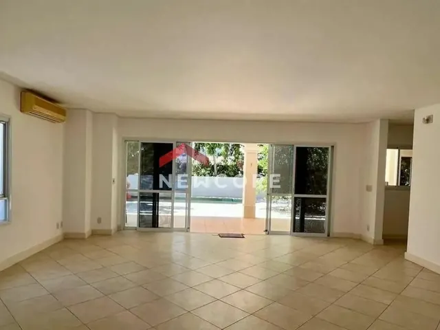 Imagem 4: Casa em Rua das Tibiras - Jurerê Internacional - Florianópolis/Sc