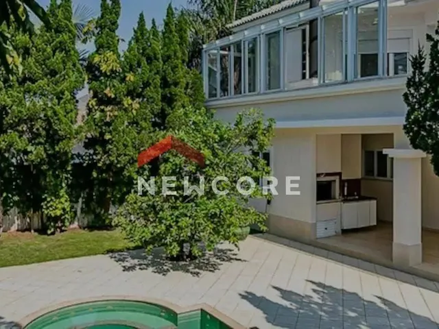 Imagem 2: Casa em Rua das Tibiras - Jurerê Internacional - Florianópolis/Sc