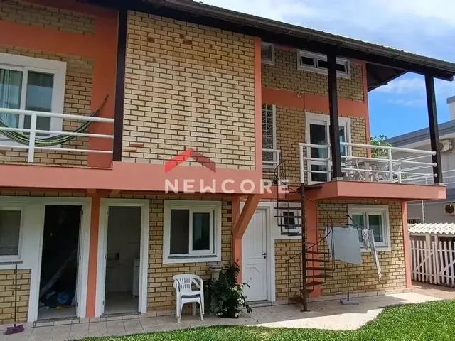 Imagem 1: Casa em Rua Stella Mares - Ingleses do Rio Vermelho - Florianópolis/Sc