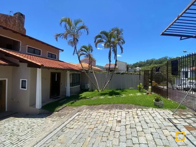 Imagem 8: Casa com 4 Dormitórios, Sendo 2 Suítes no Bairro João Paulo em Florianópolis /Sc