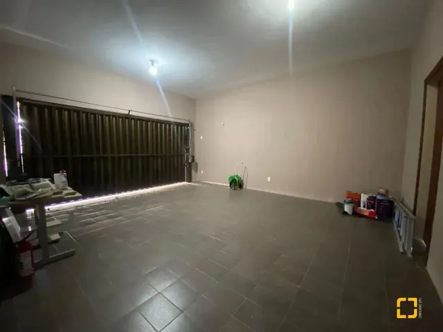 Imagem 2: Casa com 4 Dormitórios, Sendo 2 Suítes no Bairro João Paulo em Florianópolis /Sc