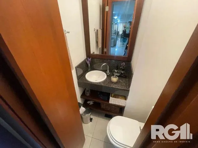 Imagem 11: Apartamento com 3 Dormitórios, 1 Suíte, Lavabo, 2 Vagas Cobertas, Semimobiliado