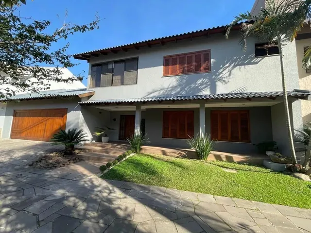 Imagem: Casa em Condomínio com 03 Quartos (01 Suíte