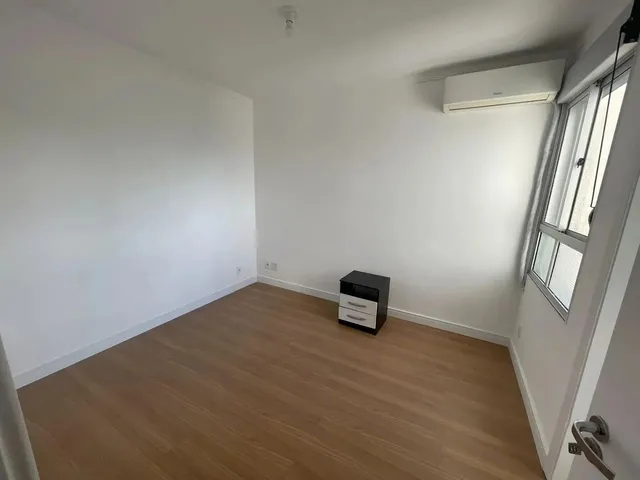Imagem 12: Cobertura Semi Mobiliada com 3 Quartos e 1 Vaga de Garagem na Rua Sadi Castro