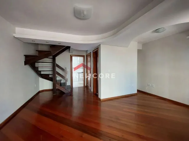 Imagem: Casa de Condomínio em Rua Manoel Lopes