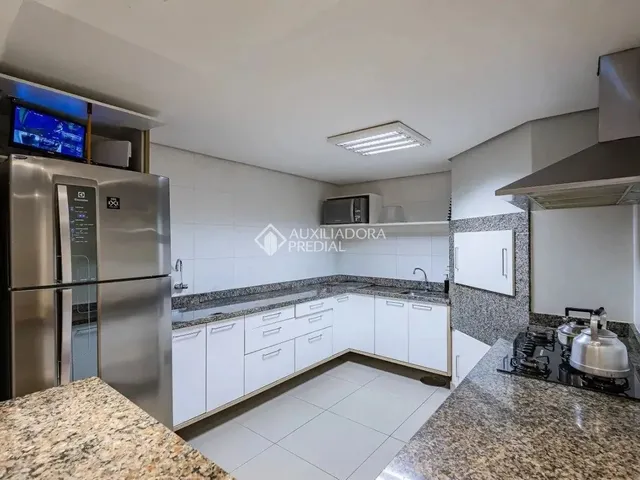 Imagem 14: Imóvel para Venda Possui 65 Metros Quadrados com 2 Quartos em Higienópolis - Porto