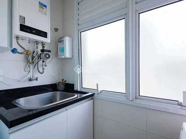 Imagem 5: Imóvel para Venda Possui 65 Metros Quadrados com 2 Quartos em Higienópolis - Porto