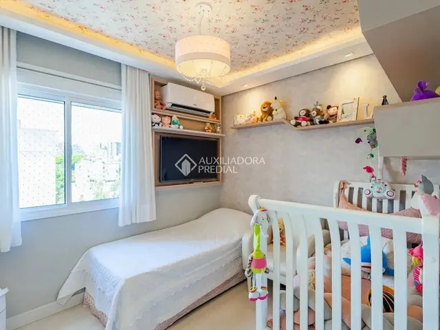 Imagem 6: Imóvel para Venda Possui 65 Metros Quadrados com 2 Quartos em Higienópolis - Porto