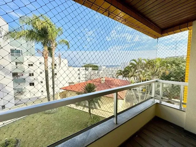 Imagem: Apartamento Amplo com 3 Dormitórios no