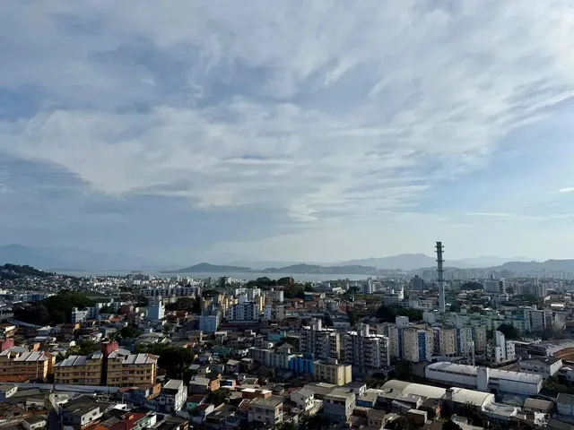 Imagem 3: Apartamento com 3 Dormitórios Sendo 1 Suíte, Terraço com Piscina, 2 Vagas e Pronto