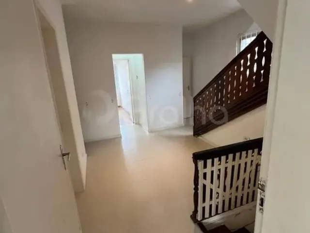 Imagem 2: Casa para Venda em Florianópolis, Coqueiros, 4 Dormitórios, 2 Suítes, 5 Banheiros, 2