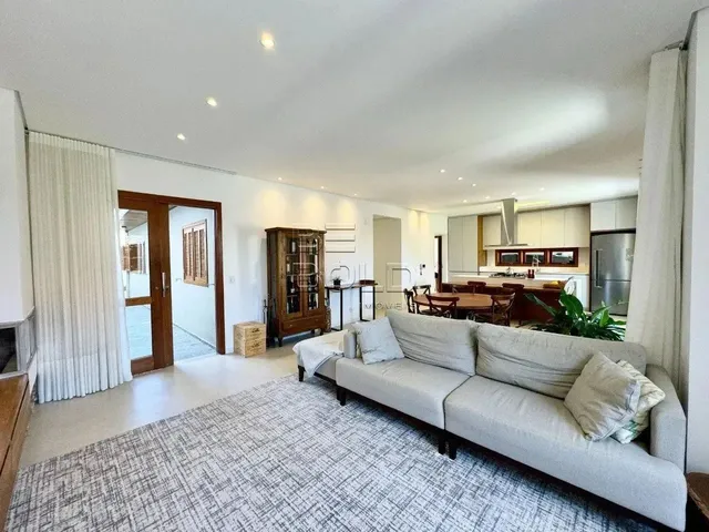 Imagem 14: Excelente Casa Térrea com Piscina no Abraão