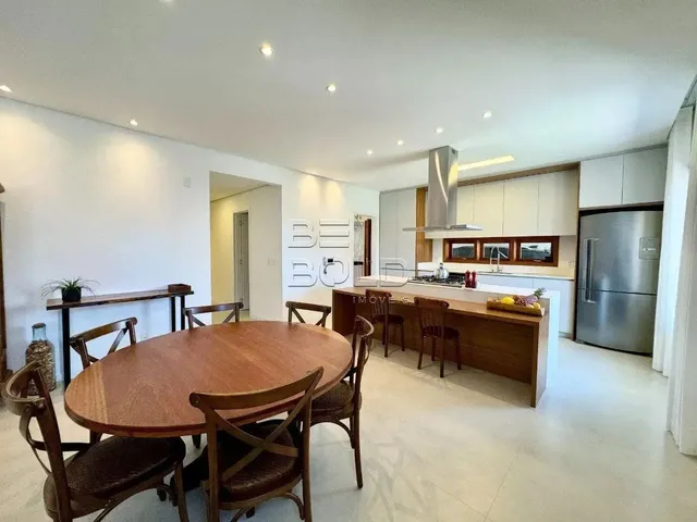 Imagem 6: Excelente Casa Térrea com Piscina no Abraão