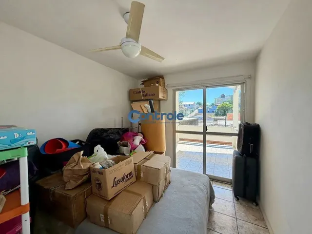 Imagem 7: Casa com 4 Dormitórios em Capoeiras - Florianópolis - Sc