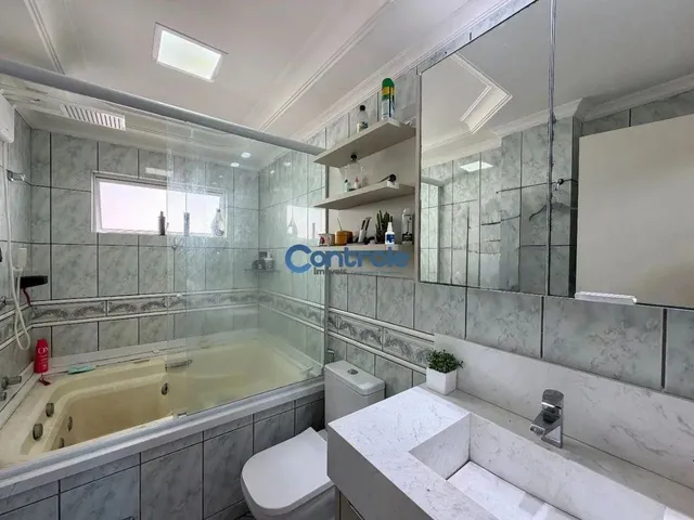 Imagem 8: Casa com 4 Dormitórios em Capoeiras - Florianópolis - Sc