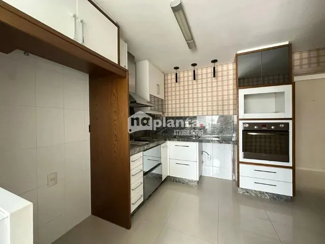 Imagem 14: Apartamento À Venda no Bairro Canto em Florianópolis-Sc, com 3 Quartos, 1 Suíte, 2