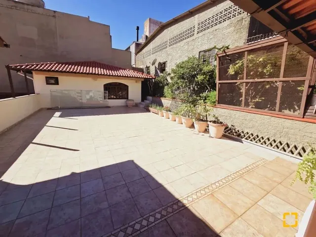 Imagem 10: Casa de 3 Pavimentos, com 4 Dormitórios, Sendo 2 Suítes - Estreito Florianópolis