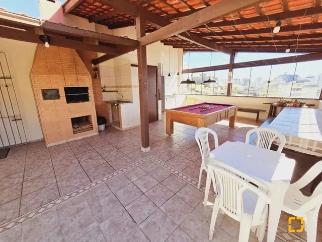 Imagem 8: Casa de 3 Pavimentos, com 4 Dormitórios, Sendo 2 Suítes - Estreito Florianópolis