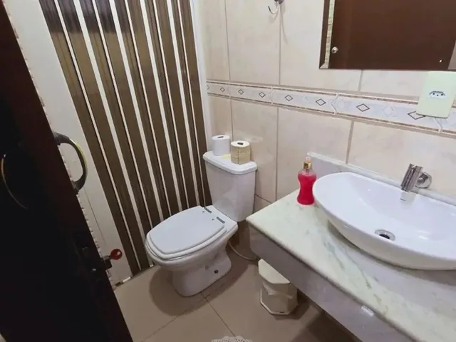 Imagem 12: Casa de 3 Pavimentos, com 4 Dormitórios, Sendo 2 Suítes - Estreito Florianópolis