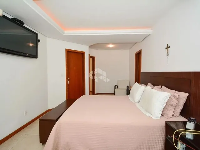 Imagem 16: Casa com 3 Suítes e Espaço Amplo na Coloninha Florianópolis