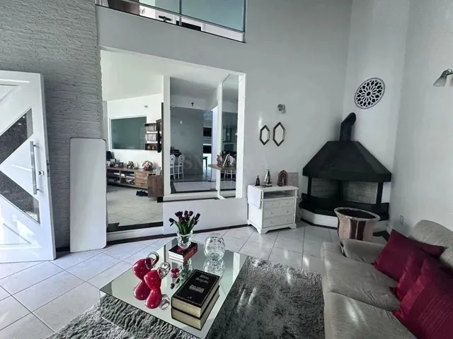 Imagem 2: Casa a Venda no Bairro Bom Abrigo com 3 Quartos Sendo 1 Suíte