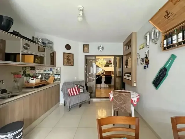 Imagem 9: Casa 4 Quartos com 3 Suítes e 272M² - Itaguaçu - Plc