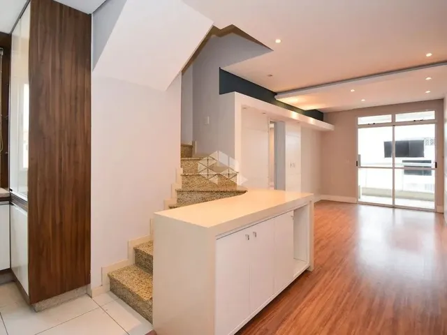 Imagem 2: Cobertura Duplex com 3 Quartos Sendo 3 Suítes e 1 Vaga de Garagem no Bairro Coqueiros Em