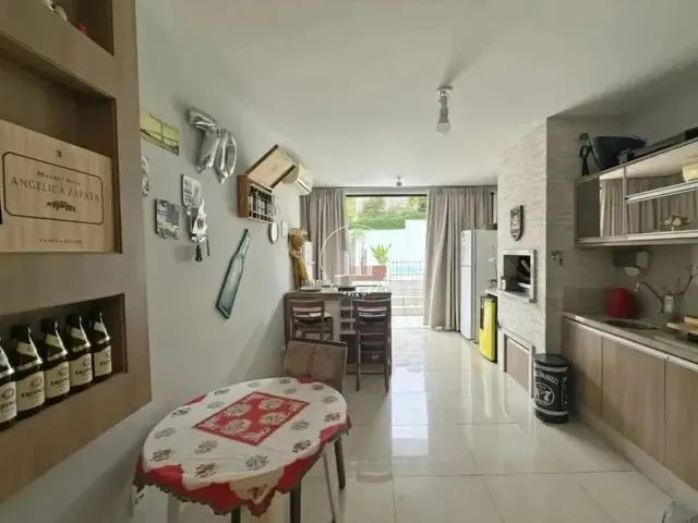 Imagem 8: Casa 4 Quartos com 3 Suítes e 272M² - Itaguaçu