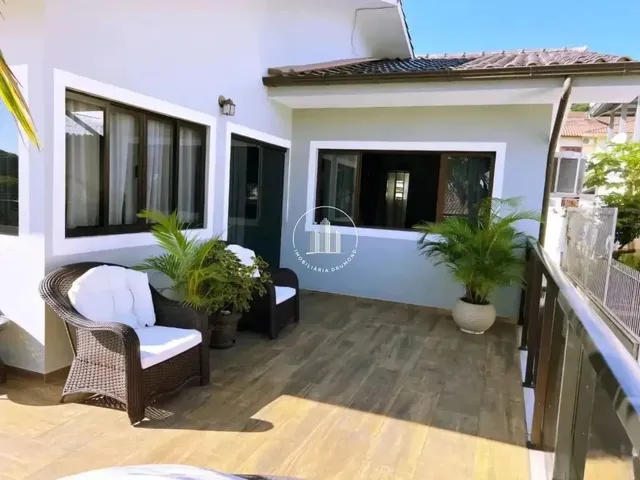 Imagem 5: Casa 4 Quartos com 3 Suítes e 272M² - Itaguaçu