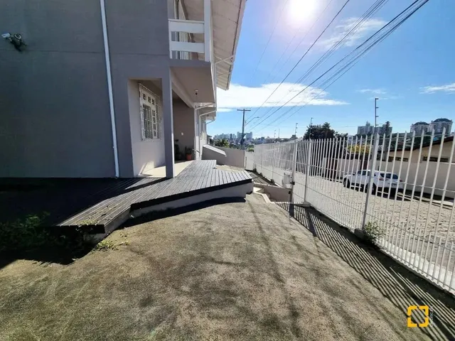 Imagem 5: Casa em Capoeiras 04 Quatro Sendo Duas Suites com Área de 320 M2