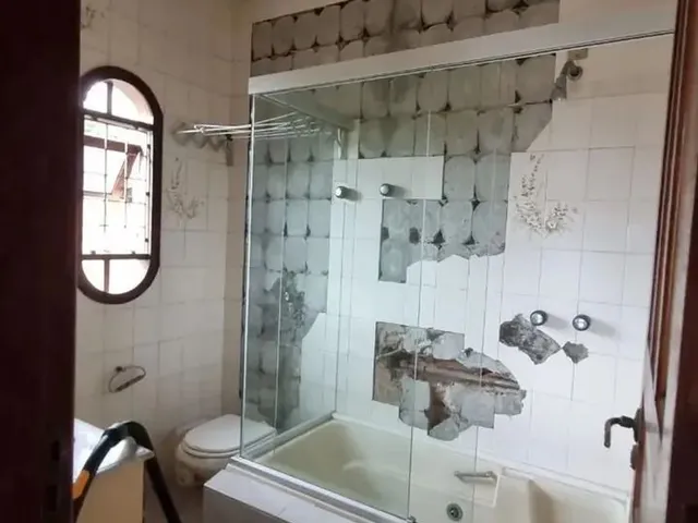 Imagem 10: Casa 5 Dormitórios, Sendo 3 Suítes, 2 Lavabos.4 Salas em Diferentes Níveis Itaguaçu