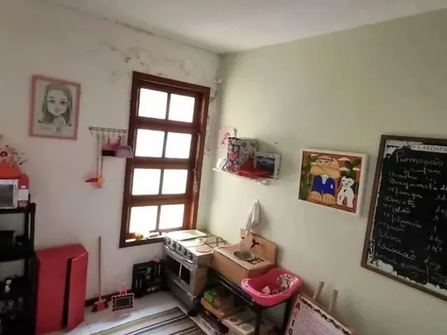 Imagem 3: Casa 5 Dormitórios, Sendo 3 Suítes, 2 Lavabos.4 Salas em Diferentes Níveis Itaguaçu