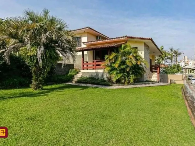 Imagem: Casa Residencial À Venda em Florianópolis
