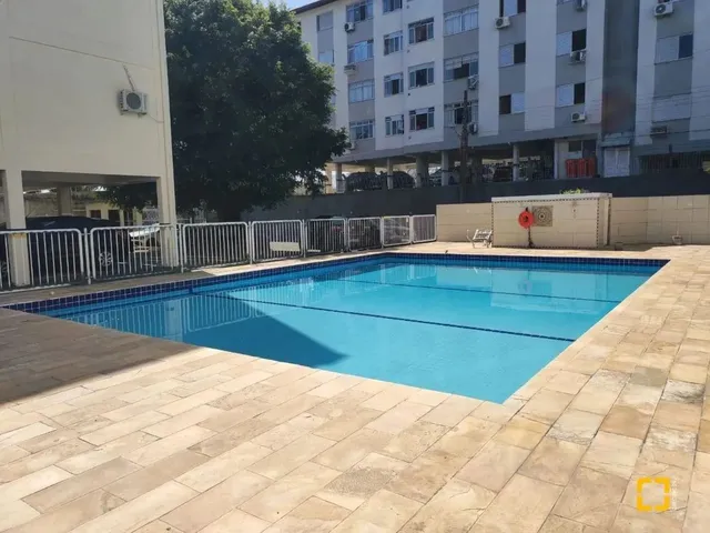 Imagem 1: Apartamento À Venda com 3 Quartos 2 Banheiros e 1 Vaga no Estreito - Florianópolis