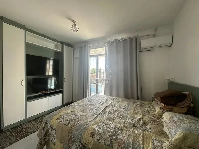 Imagem 9: Casa 4 Quartos com Piscina - Capoeiras - Est