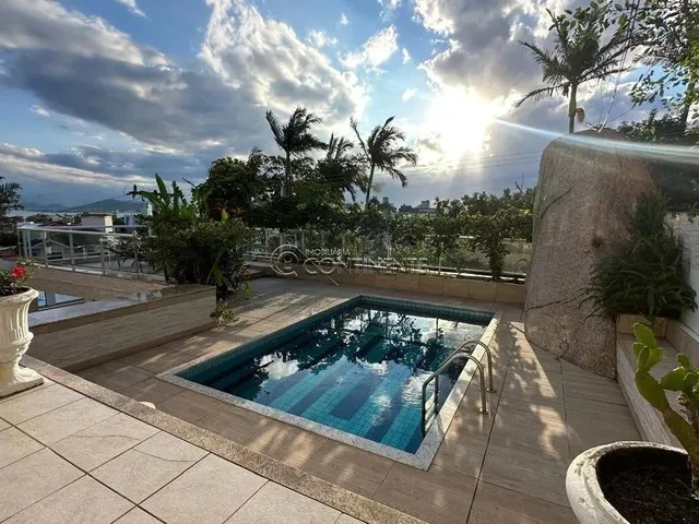 Imagem 3: Casa - Itaguaçu - Piscina e Vista Mar