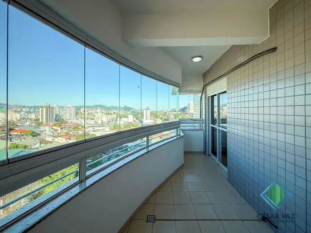 Imagem 13: Imóvel para Venda Possui 95 Metros Quadrados com 3 Quartos em Estreito - Florianópolis