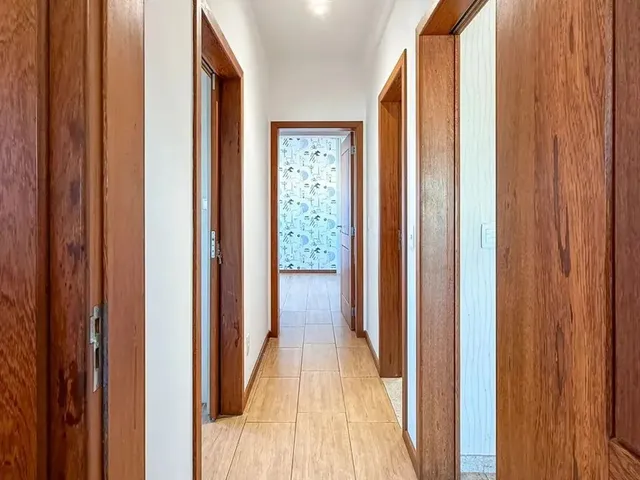 Imagem 10: Imóvel para Venda Possui 95 Metros Quadrados com 3 Quartos em Estreito - Florianópolis