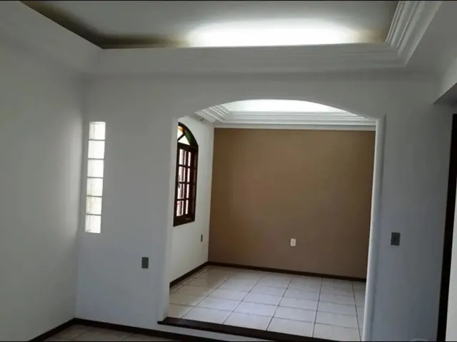 Imagem 2: Casa Ampla com Piscina no Jardim Atlântico