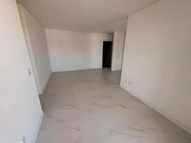 Imagem 4: Imóvel para Venda Possui 76 Metros Quadrados com 2 Quartos em Canto - Estreito