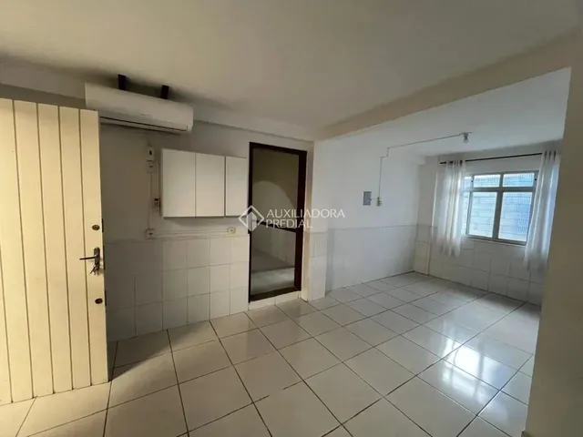 Imagem 2: Casa Dois Quartos no Abraão