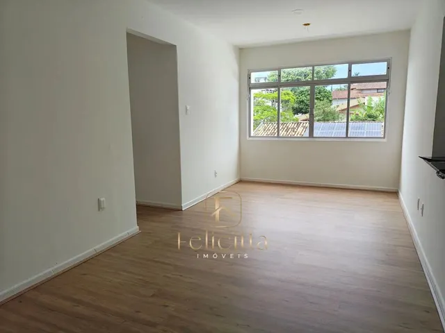 Imagem 15: Apartamento com 02 Dormitórios no Bairro Coqueiros em Florianópolis/Sc