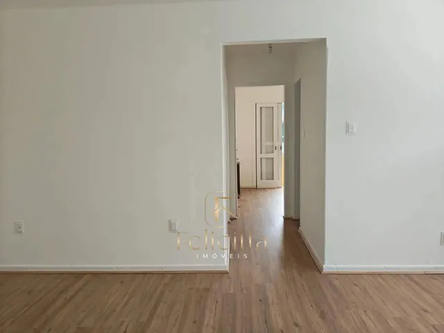 Imagem 9: Apartamento com 02 Dormitórios no Bairro Coqueiros em Florianópolis/Sc