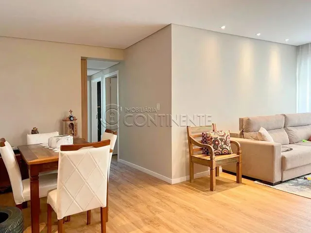 Imagem 16: Apartamento À Venda em Coqueiros - 02 Dormitórios - Sala Espaçosa - Garagem Coberta