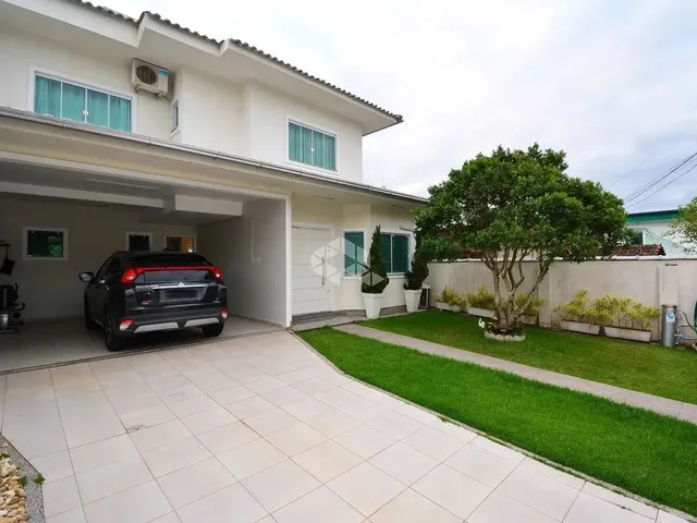 Imagem: Casa Alto Padrão com 3 Quartos 1 Suíte