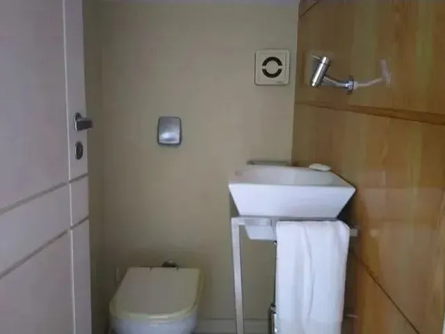 Imagem 13: Casa com 5 Dormitórios, 2 Garagens - Coqueiros