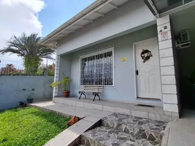 Imagem 1: Casa Residencial À Venda em Capoeiras - Florianópolis