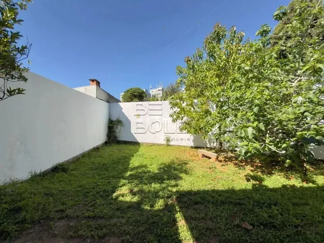 Imagem 12: Casa 3 Dormitórios com Quintal e Edícula no Bairro Itaguaçu